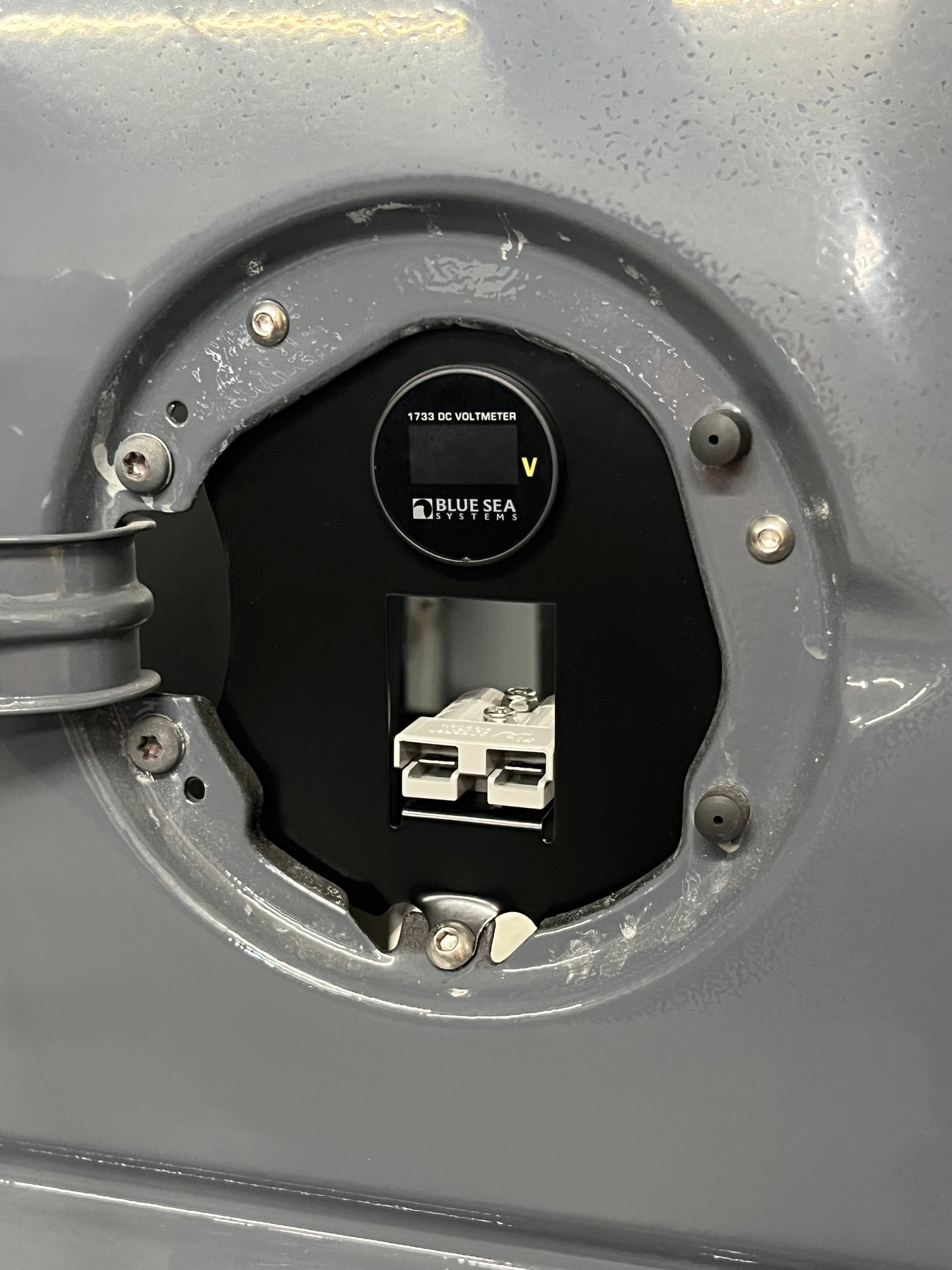 S10 Fuel Door Charge Port